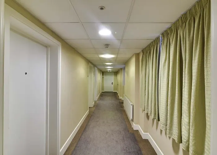 Modern Apartments At Axo Oxford Circus Near The Regent\'S Park In London